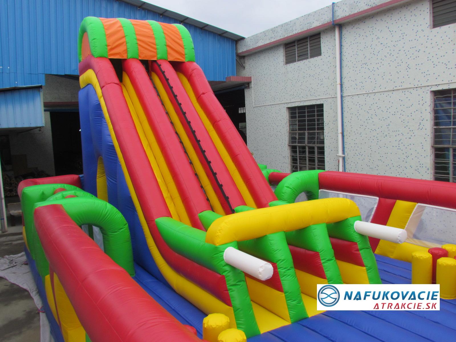 Nafukovací zábavné město 